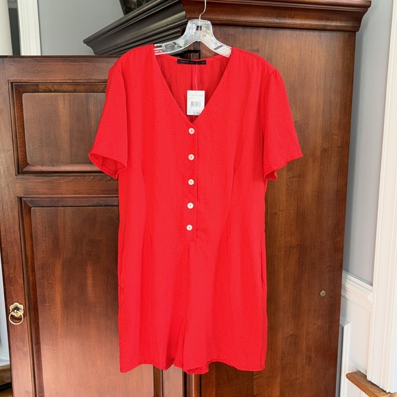 NWT Fraiche by J Short Sleeve Button Down Romper - Picture 7 of 12